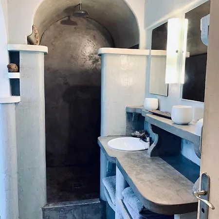 Le Coq Apartment